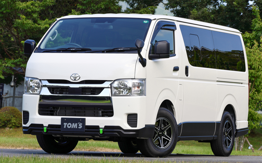 ハイエース 4型～現行モデル 標準ボディー用 TOM’s フロントスポイラー