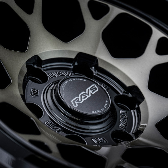 もと　 ハイエース　RAYS M9 16インチホイール・タイヤ ハイエース用 デイトナM9+ 16インチホイール＆タイヤセットを販売