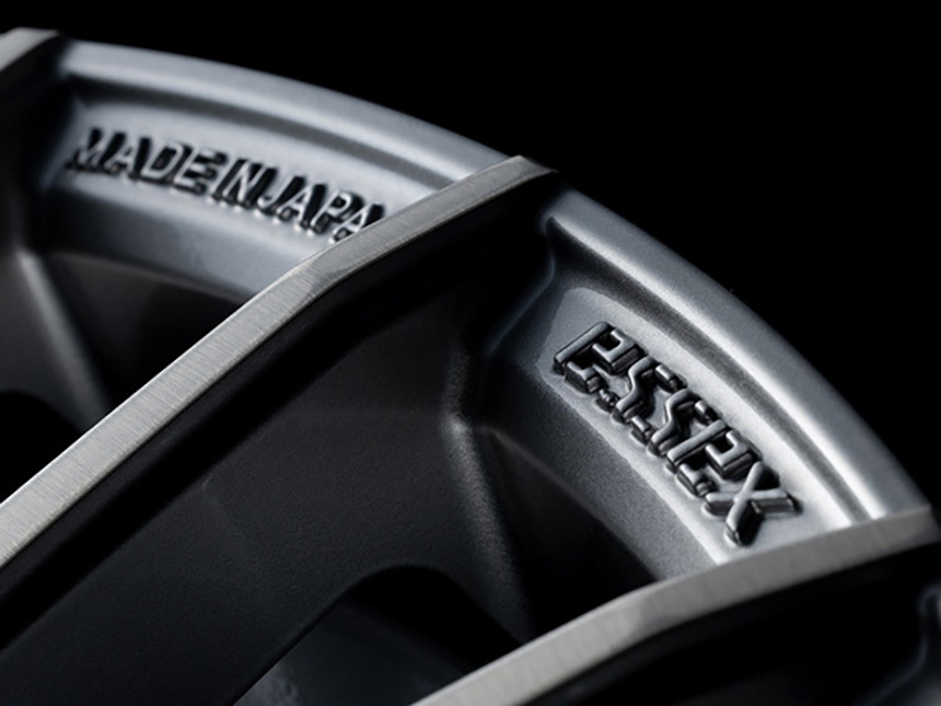 ハイエース ESSEX EF-17 17インチホイール&タイヤセット