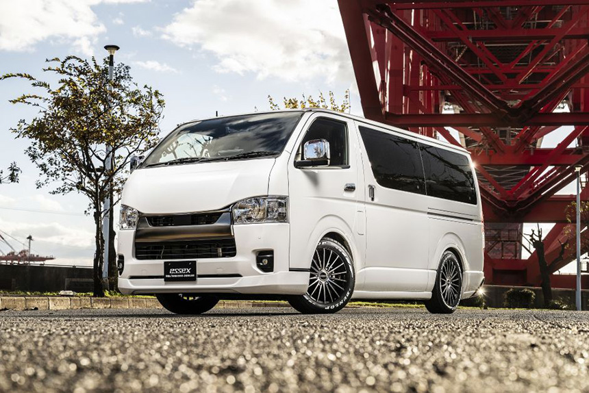 ハイエース ESSEX EF-17 17インチホイール＆タイヤセット