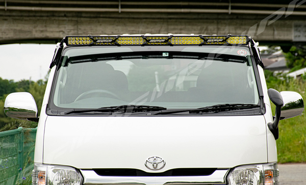 ハイエース用 IPF フロントLEDライトバーキットを販売中 カスタム