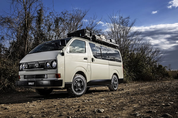 ハイエース用 BRUT BR-33 16インチホイール＆タイヤセットを販売 
