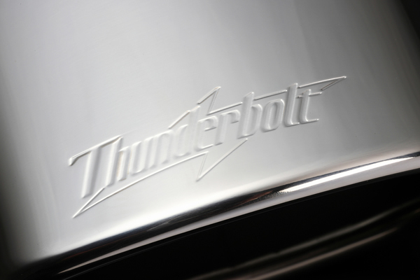 ハイエース用 EX.テールフィニッシャー(ポリッシュドクローム)を販売