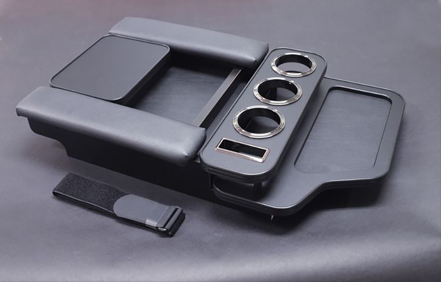 ハイエース　DX専用　フロントセンタードリンクホルダー